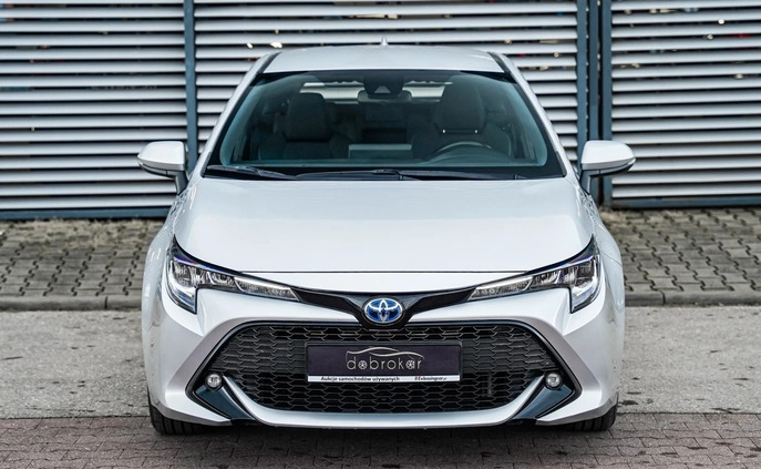 Toyota Corolla cena 77900 przebieg: 118491, rok produkcji 2019 z Piła małe 562